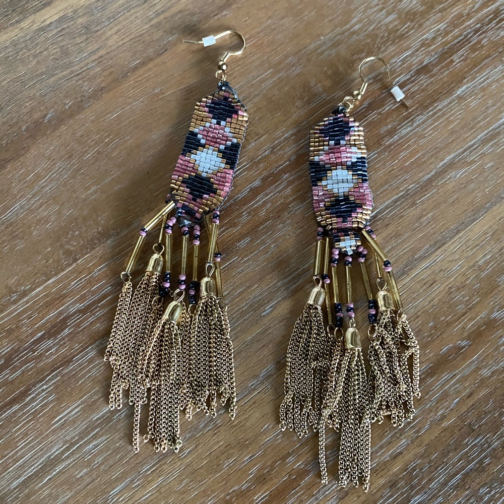 Accessories - Picture 3 of 3